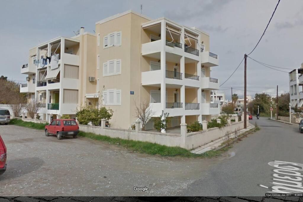 Semi-Basement 50Sqm Apartment Near Kos Citycenter Cidade de Kos Exterior foto