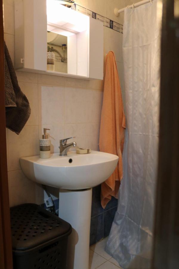 Semi-Basement 50Sqm Apartment Near Kos Citycenter Cidade de Kos Exterior foto