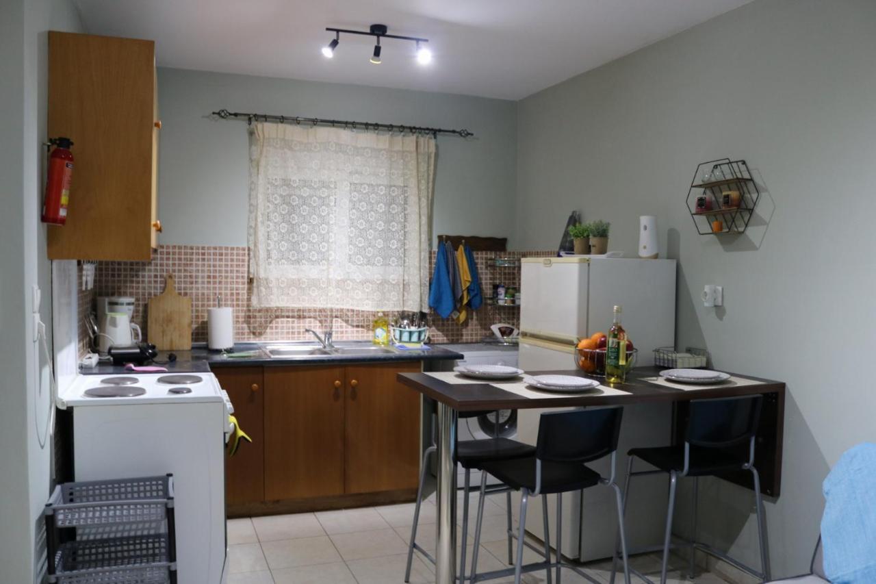 Semi-Basement 50Sqm Apartment Near Kos Citycenter Cidade de Kos Exterior foto